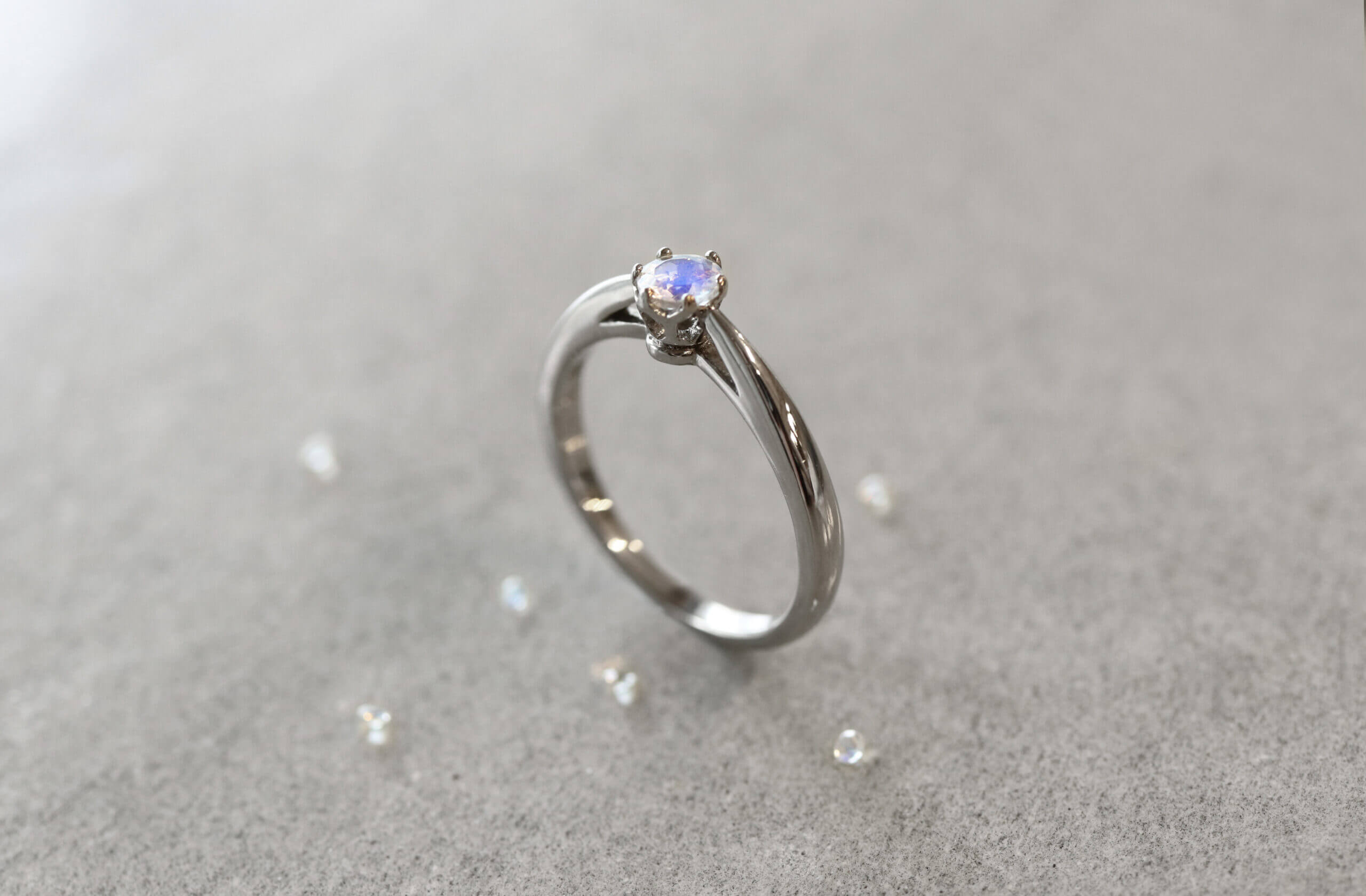 ムーンストーン・6月の誕生石